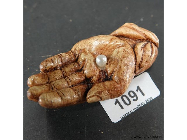 Parel in gods hand - afbeelding 2 van  5