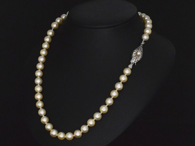Parel snoer met witgouden sluiting - afbeelding 1 van  8