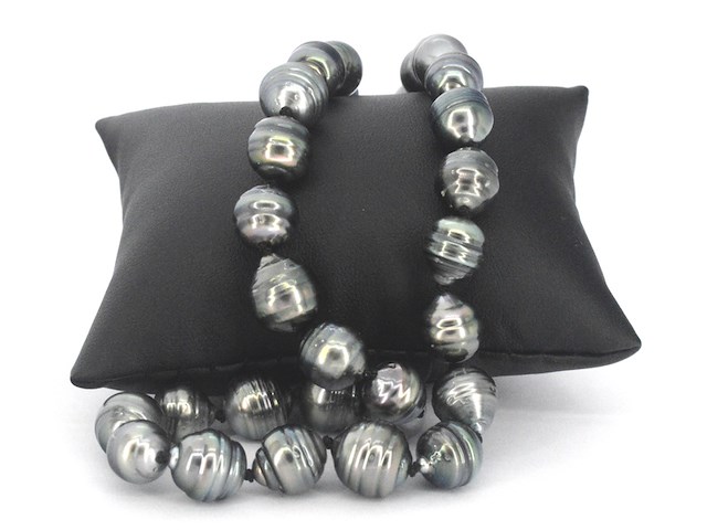 Parelcollier met tahiti parels en een gouden sluiting - afbeelding 6 van  10