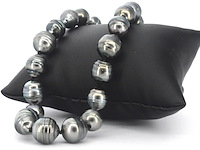 Parelcollier met tahiti parels en een gouden sluiting - afbeelding 7 van  10