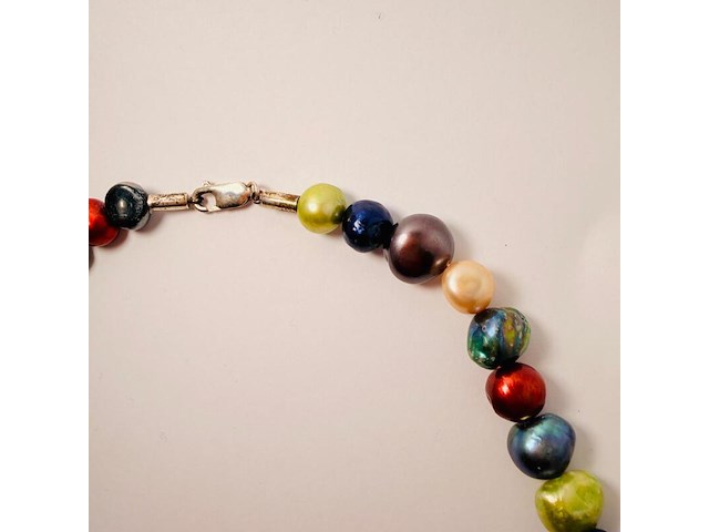 Parelsnoer collier 'exotic pearl necklace' met 925 zilveren sluiting - afbeelding 4 van  4