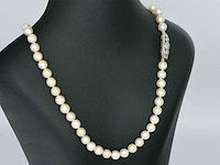 Parelsnoer met diamanten art deco sluiting - afbeelding 5 van  8