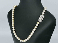 Parelsnoer met diamanten art deco sluiting - afbeelding 4 van  8