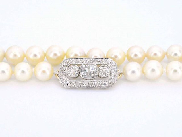 Parelsnoer met diamanten art deco sluiting - afbeelding 6 van  9