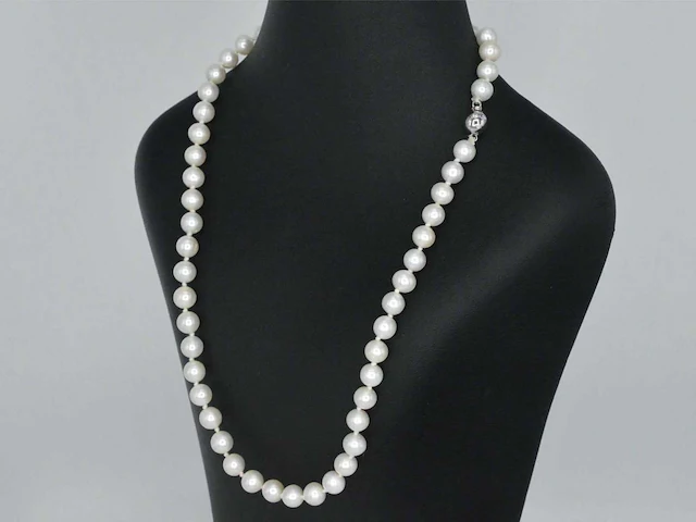 Parelsnoer witgouden sluiting diamant - afbeelding 8 van  10