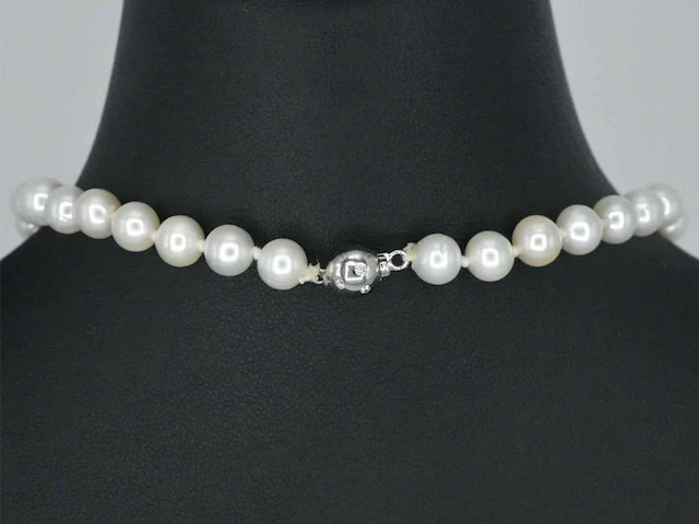 Parelsnoer witgouden sluiting diamant - afbeelding 6 van  10