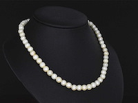 Parelsnoer - afbeelding 1 van  7