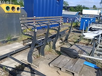 Parkbank met rollator uitsparing