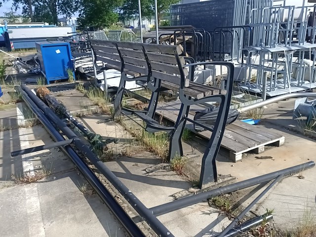 Parkbank met rollator uitsparing - afbeelding 4 van  6