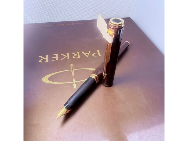 Parker 75 thuya 18kt gouden nib vulpen - afbeelding 1 van  5