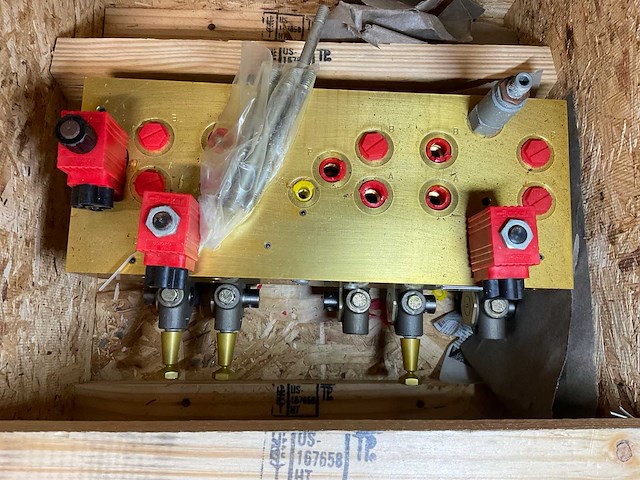 Parker control valve - afbeelding 1 van  4