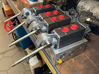 Parker directional linear valve - afbeelding 1 van  4