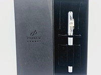Parker fifth vulpen - matte silver - afbeelding 2 van  8