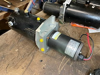 Parker hydraulic pump - afbeelding 1 van  4