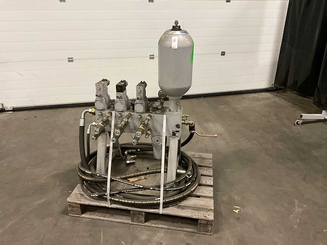 Parker hydrauliek verdeelunit - afbeelding 2 van  9