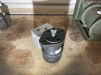 Parker hydraulische motor - afbeelding 2 van  5