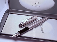 Parker sonnet vulpen 18kt gp nib - brushed steel + zwarte onyx dop