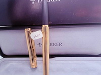 Parker vulpen 23kt goldfilled fluted insignia - afbeelding 2 van  5
