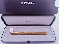 Parker vulpen 23kt goldfilled fluted insignia - afbeelding 3 van  5