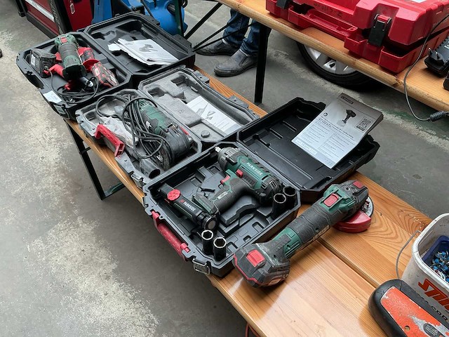 Parkside 2x haakse slijpmachine, 1x slagmoersleutel, 1x multitool - afbeelding 6 van  6