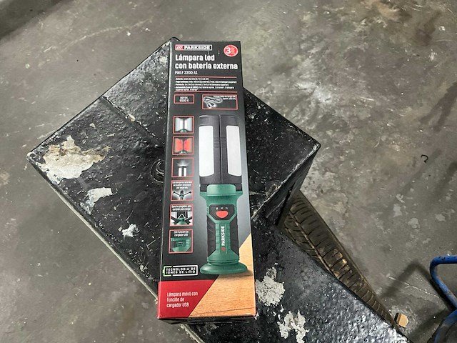 Parkside pwlf2200a1 led accuwerklamp met powerbankfunctie - afbeelding 1 van  11