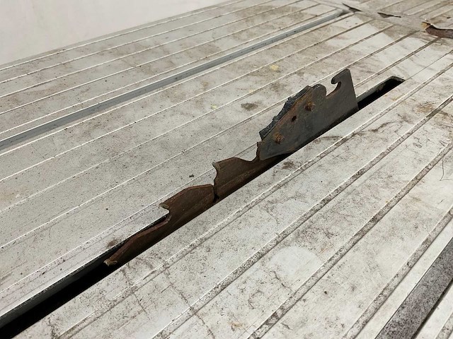 Parksite - tks 1700 - tafelcirkelzaagmachine - afbeelding 6 van  9