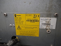 Parry - afbeelding 6 van  6