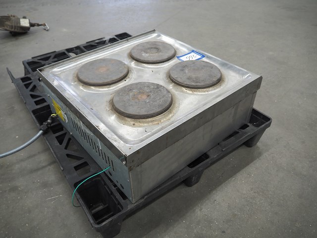 Parry - afbeelding 3 van  7