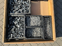 Partij - bouw- en bevestigingsmateriaal - afbeelding 2 van  3