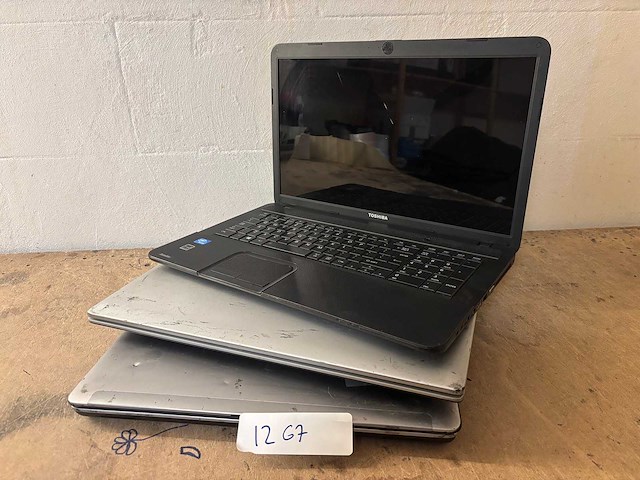 Partij - laptop's (3x) - afbeelding 1 van  2