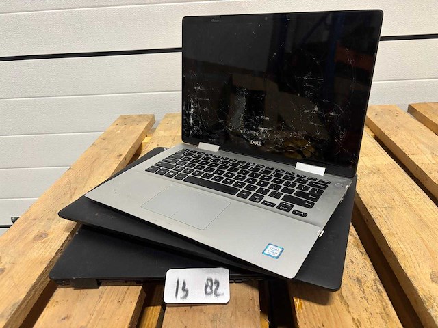 Partij - laptops (3x) - afbeelding 1 van  4