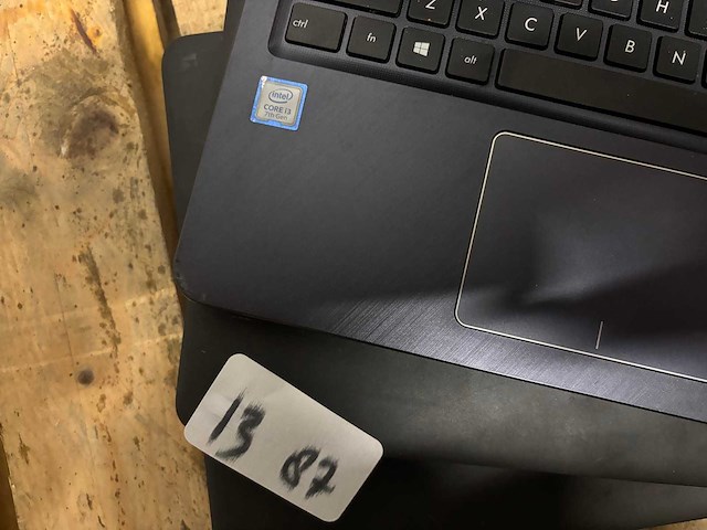 Partij - laptops (3x) - afbeelding 2 van  5