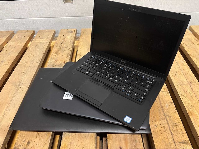Partij - laptops (3x) - afbeelding 1 van  6