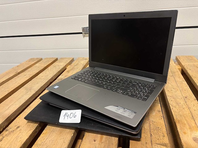 Partij - laptops (3x) - afbeelding 1 van  5