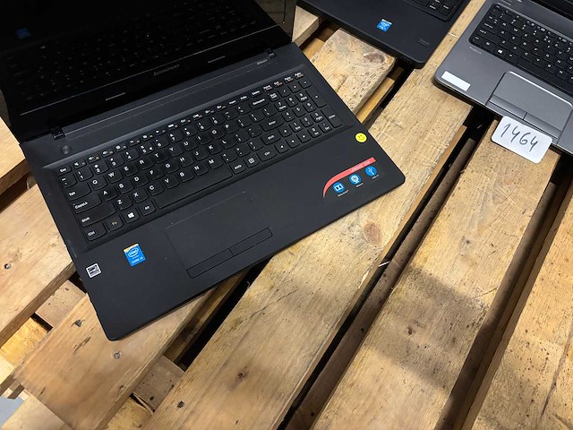 Partij - laptops (4x) - afbeelding 4 van  5