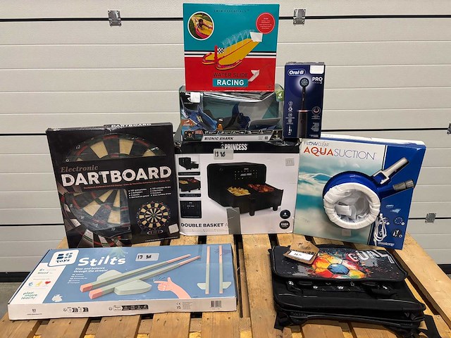 Partij - retourgoederen - afbeelding 1 van  1