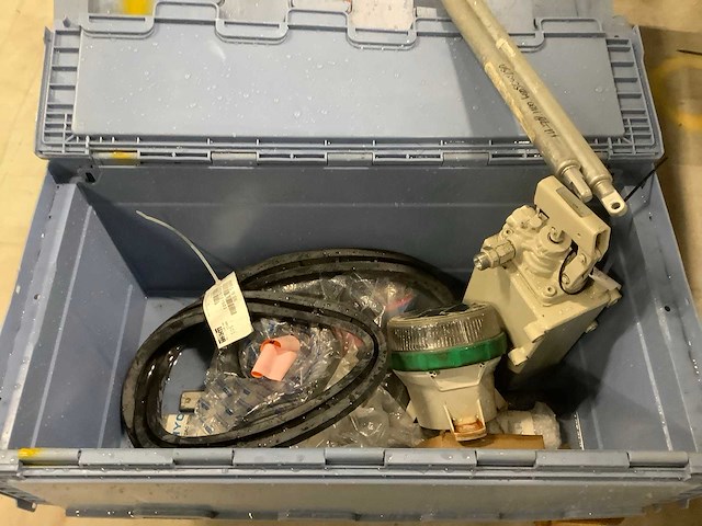 Partij - scheepvaart benodigdheden - afbeelding 3 van  5