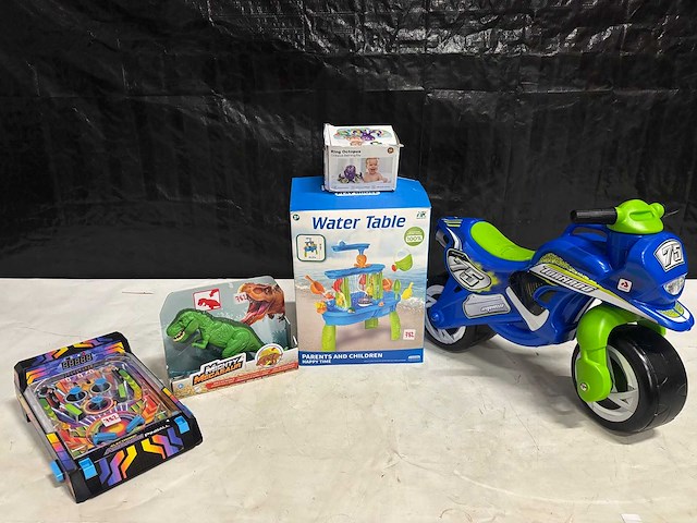 Partij - speelgoed - retourgoederen - afbeelding 1 van  1