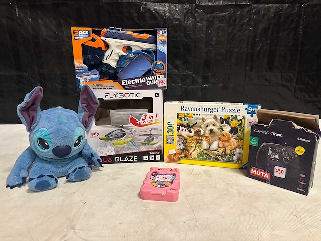 Partij - speelgoed - retourgoederen - afbeelding 1 van  1