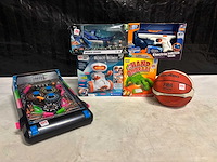 Partij - speelgoed - retourgoederen - afbeelding 1 van  1