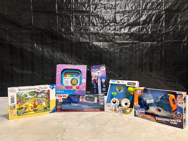 Partij - speelgoed - retourgoederen - afbeelding 1 van  1