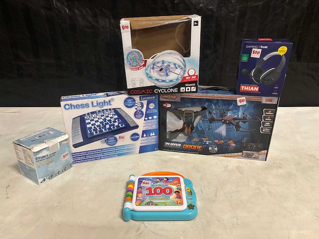 Partij - speelgoed - retourgoederen - afbeelding 1 van  1