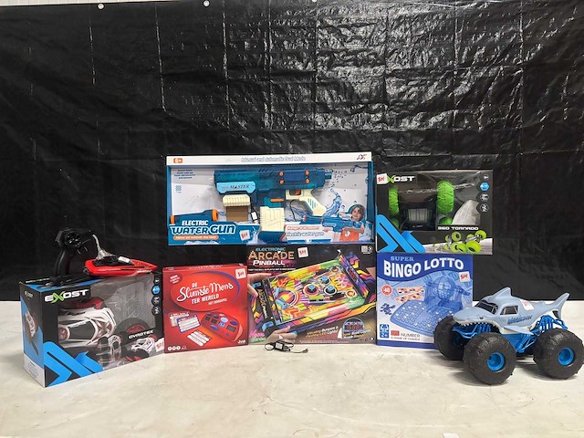 Partij - speelgoed - retourgoederen - afbeelding 1 van  1