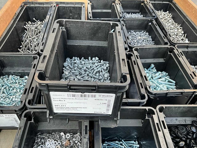 Partij - würth - bouten - moeren en bevestigingsmaterialen - afbeelding 16 van  29