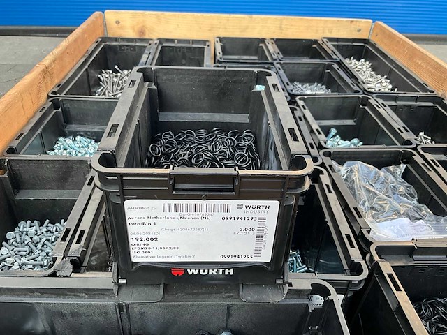 Partij - würth - bouten - moeren en bevestigingsmaterialen - afbeelding 2 van  29
