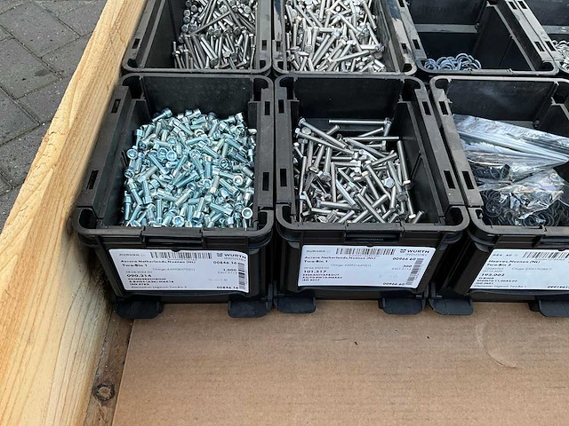 Partij - würth - bouten - moeren en bevestigingsmaterialen - afbeelding 17 van  22
