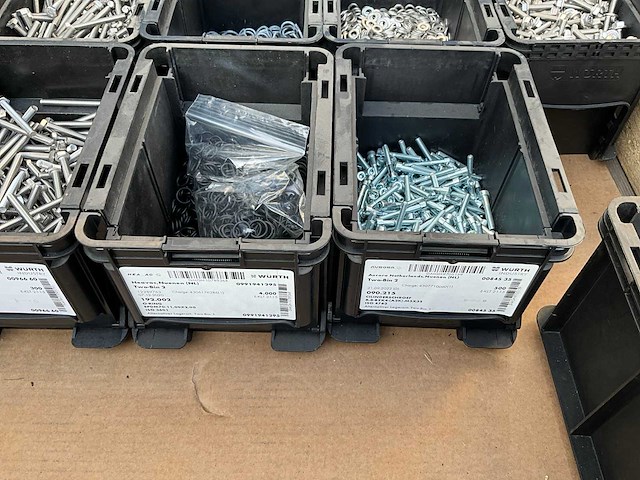 Partij - würth - bouten - moeren en bevestigingsmaterialen - afbeelding 18 van  22