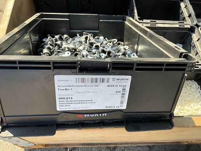 Partij - würth - bouten - moeren en bevestigingsmaterialen - afbeelding 11 van  21