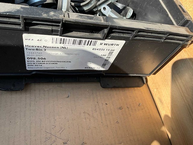 Partij - würth - bouten - moeren en bevestigingsmaterialen - afbeelding 10 van  19