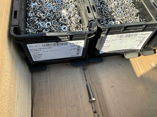 Partij - würth - bouten - moeren en bevestigingsmaterialen - afbeelding 17 van  19